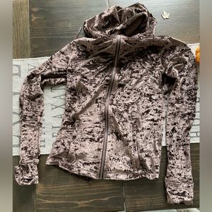 Lululemon- hooded define jacket - crushed brown velvet - size 8